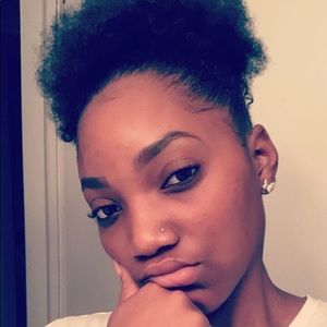 Meet your Posher, Deshonna